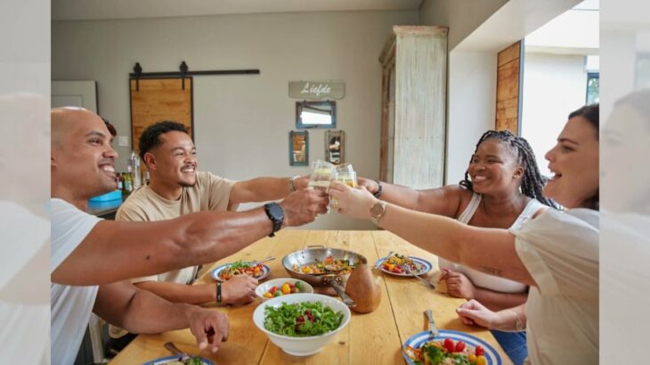 糖尿病，「低糖飲食」少吃甜食，血糖不飆；糖尿病，「健康早餐」營養均衡，血糖穩定；糖尿病，「定時用藥」按時服藥，血糖不亂：治療糖尿病20240820