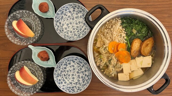 【糖尿病の食事】大葉たっぷりの鶏団子と春雨の鍋。病院選びは難しい、医者選びも難しい 糖尿病患者が血糖値改善の食事・レシピ・献立・作り方を紹介。HbA1cの数値を良くしたい。