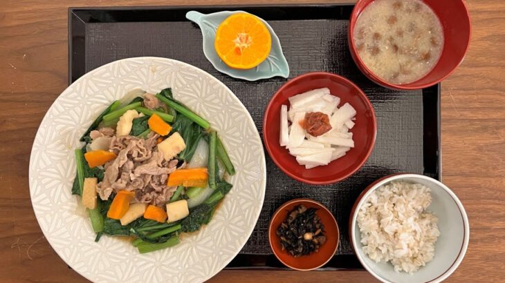 【糖尿病の食事】イカと豚肉の野菜炒め。身体に良い！ネバネバ食品 糖尿病患者が血糖値改善の食事・レシピ・献立・作り方を紹介。HbA1cの数値を良くしたい。