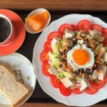 【糖尿病の食事】ころころチキン&チョップドサラダ。HbA1Cを劇的に下げる！簡単な食事と運動　糖尿病患者が血糖値改善の食事・レシピ・献立・作り方を紹介。HbA1cの数値を良くしたい。