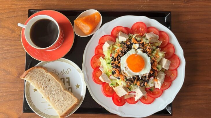 【糖尿病の食事】ころころチキン&チョップドサラダ。HbA1Cを劇的に下げる！簡単な食事と運動　糖尿病患者が血糖値改善の食事・レシピ・献立・作り方を紹介。HbA1cの数値を良くしたい。