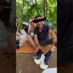 看小宝贝是怎么把雪糕卖给糖尿病人的