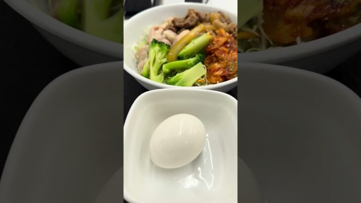 朝食は吉野家のキムチ牛サラダ701円 #吉野家 #グルメ好き #朝食 #キムチ #food #サラダ
