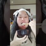 (自閉症と糖尿病)食前にきゅうり食べたよ　ゆるく朝ごはん