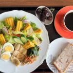 【糖尿病の食事】グリルチキン&とうもろこしのサラダ。100歳の義父！しっかり食べる 糖尿病患者が血糖値改善の食事・レシピ・献立・作り方を紹介。HbA1cの数値を良くしたい。