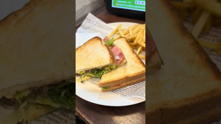 ランチはジョナサンのBLTサンド900円 #ジョナサン #グルメ好き #お得グルメ #ランチ #japanesefood #blt