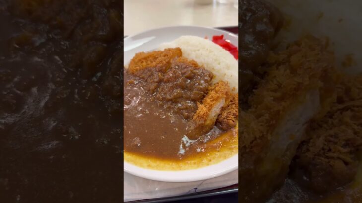 ランチはチキンカツカレーとキリンのフリービール #ランチ #グルメ好き #カツカレー #フリービール