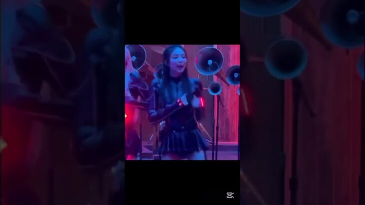 JENNİE #dance #housemusic #memes #nft #funny #keşfet #blackpink #kpop #youtubeshorts