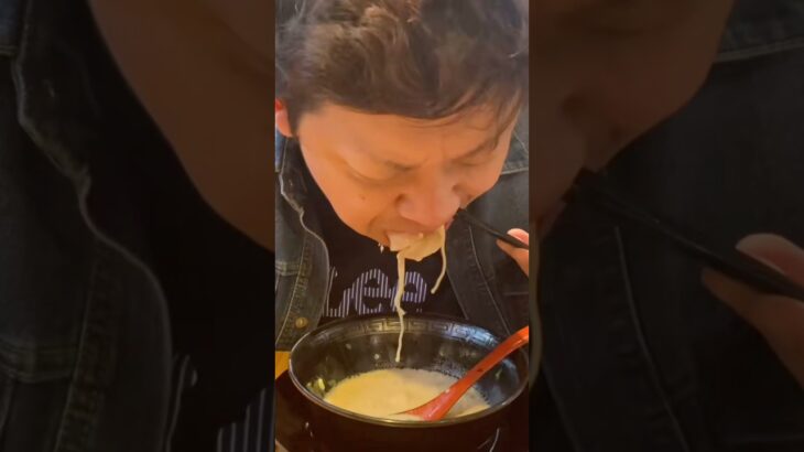 【糖尿病物語#33】替え玉を2回してさすがに後悔する糖尿病の荒木さん#糖尿病記録 #ツッコミ動画#健康ネタ#日常#あるある#ラーメン#替え玉