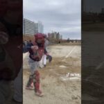 ペンシルバットで草野球通算304号ホームランを放つ糖尿病患者 #おすすめ #おすすめにのりたい #fyp