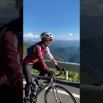 美女騎公路車遇到糖尿病的遊行。🚴
