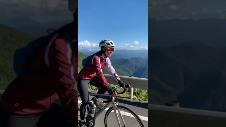 美女騎公路車遇到糖尿病的遊行。🚴