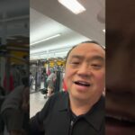 为了不得糖尿病，不要吃小麦类的食物。米饭要少吃。尽量要每天健身。