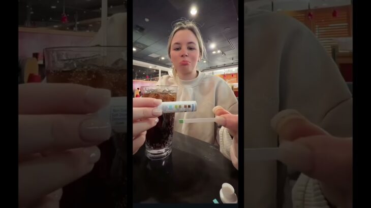 患有糖尿病的小姐姐，差点误喝有糖可乐，还好她早有准备，测试后才敢喝。