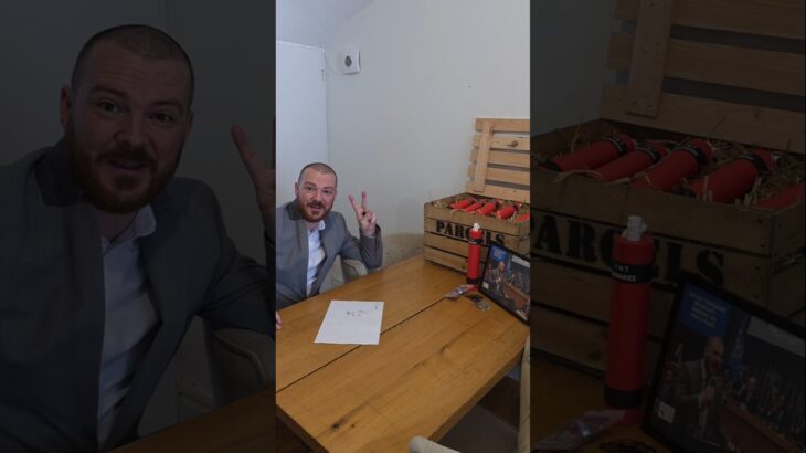 Old school NFT season 4 WORLD PEACE ✌️🌏