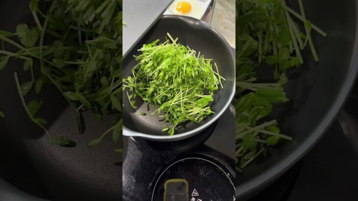 豆苗とエノキのマヨポン炒め＼糖尿病家のキッチン／ #糖尿病 #高血圧 #脂肪肝 #簡単レシピ #時短レシピ #腸活 #節約レシピ #健康ごはん #豆苗 #えのき #ダイエット #cooking