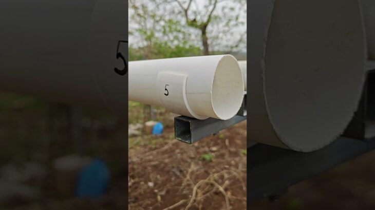 Prueba de resistencia de abrazaderas en sistema de hidroponía en método NFT #hidroponía #ElSalvador
