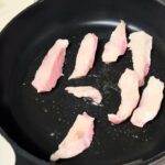 豚トロを焼く20歳糖尿病デブ