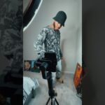 Into the metaverse #metaverse #nftartwork #nft #artwork… #Shorts #henryxpieces